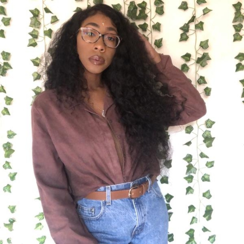 Fine in Suede Button Up